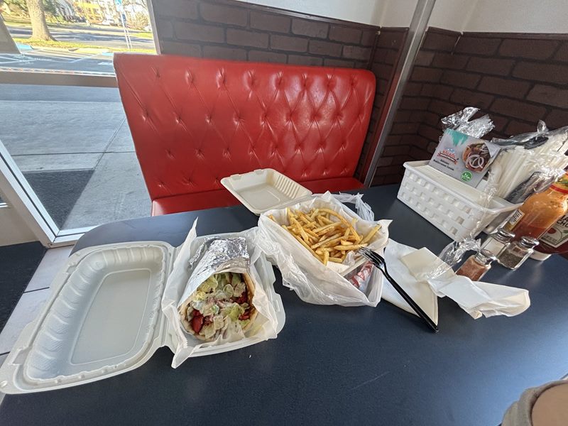Salsal Kabob & Gyro Grill interior